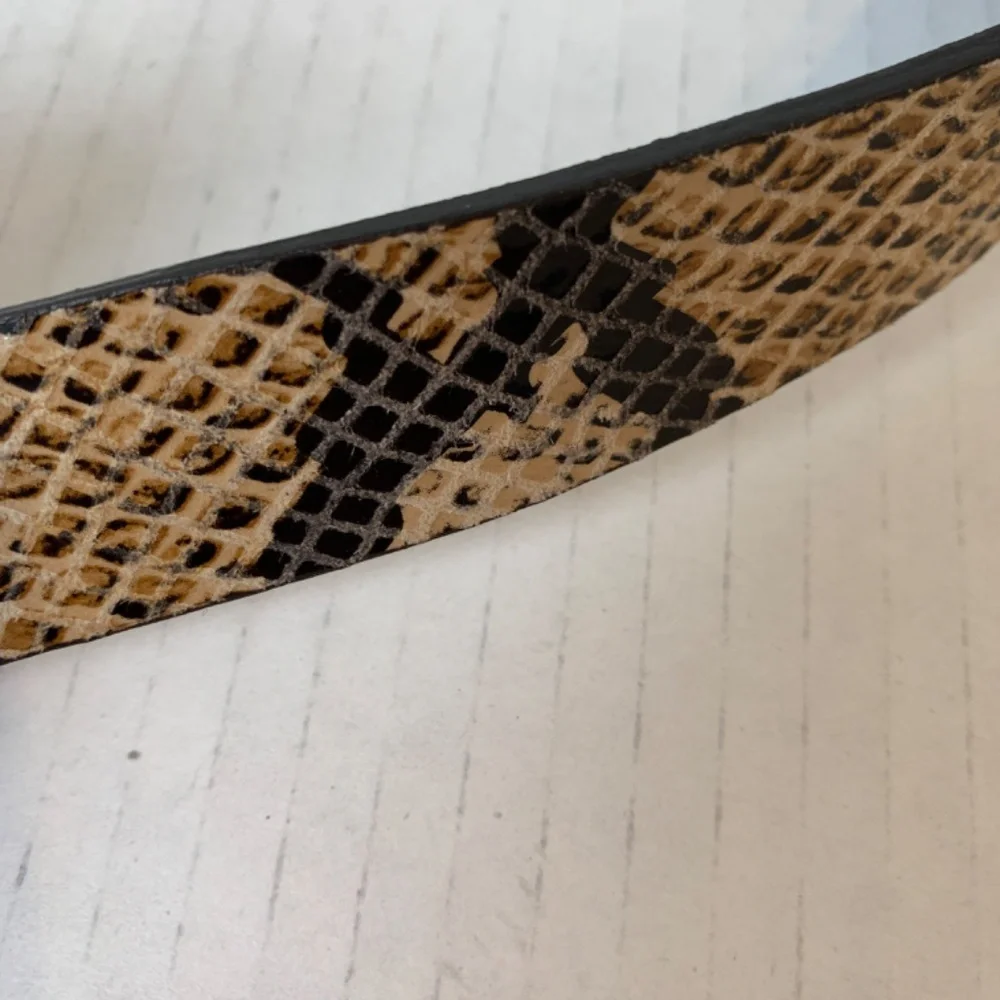 Chico's Faux Snake Skin Leather Belt M/L Adjustable Gold Hardware Hook Closure